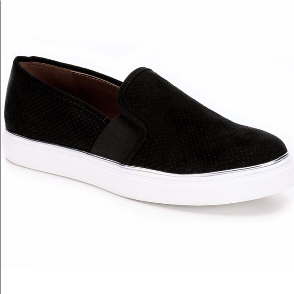 black suede steve madden slip ons